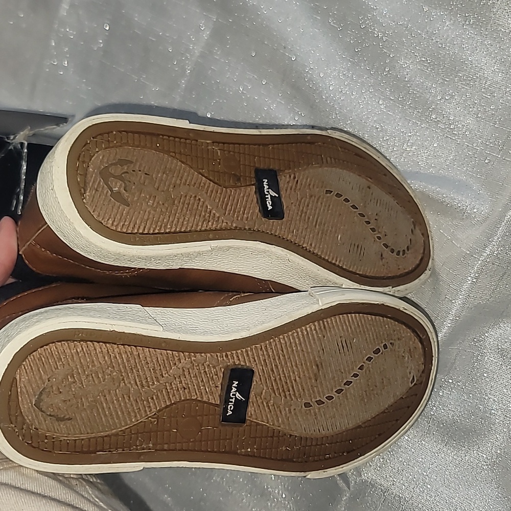 Nautica casual Boots. Little boys size 1 - Picture 5 of 9